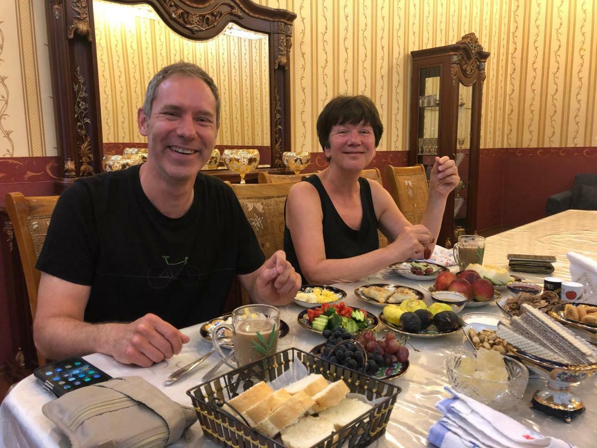 Nurziyo Guest House Ташкент Екстериор снимка
